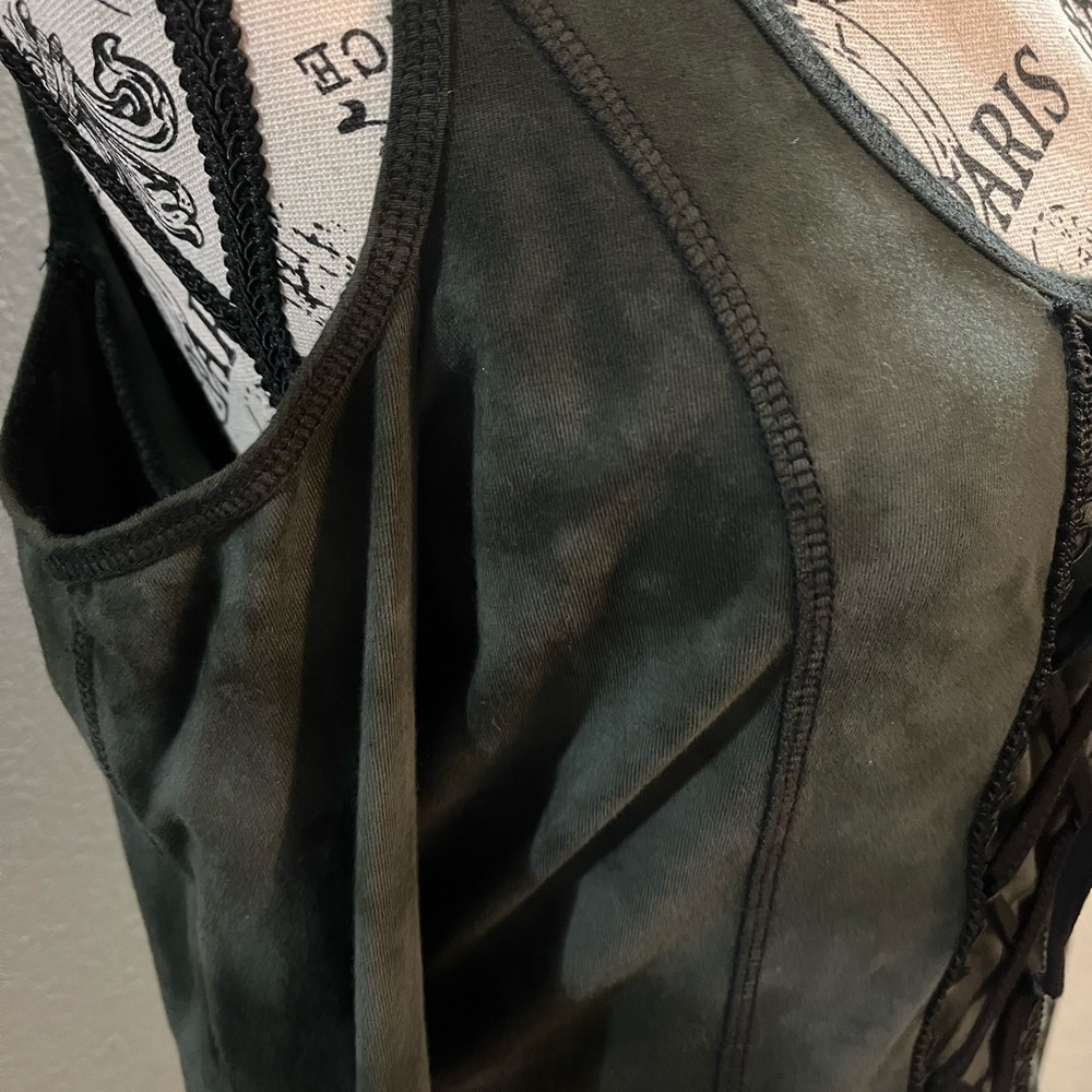 NWOT Thorn & Fable Cold-Shoulder Lace-Up Crop Top in Olive Green - Picture 5 of 6